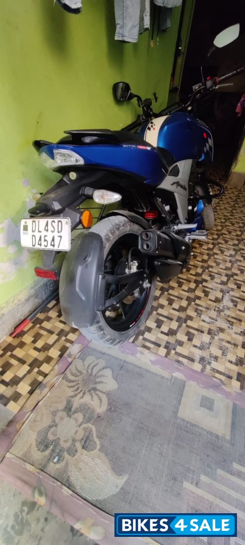 TVS Apache RTR 160 4V BS6