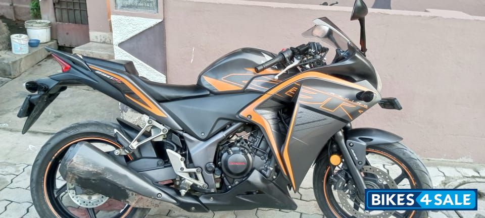 Orange Honda CBR 250R ABS