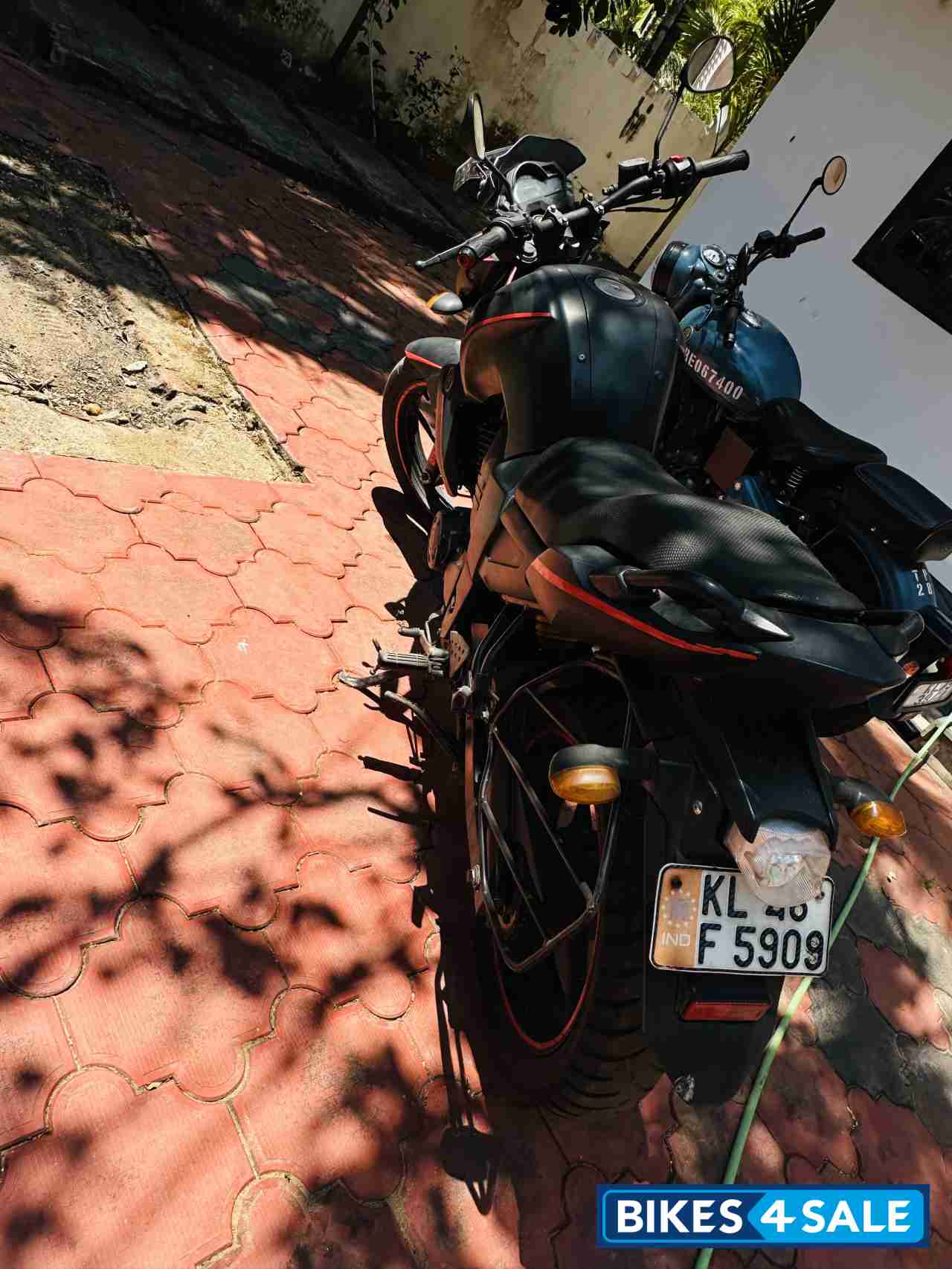 Matte Black Yamaha FZ-S