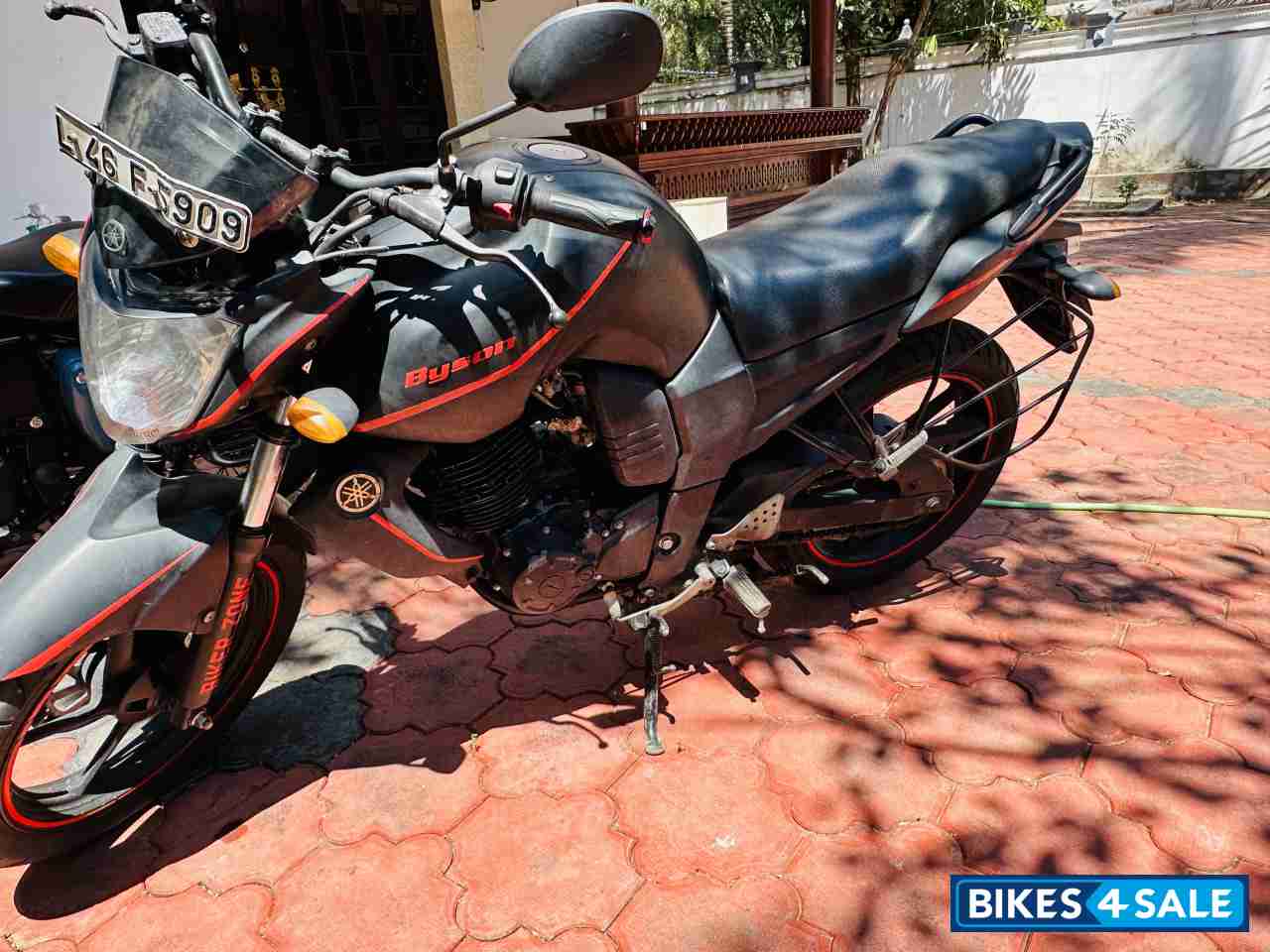 Matte Black Yamaha FZ-S