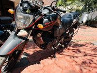 Matte Black Yamaha FZ-S