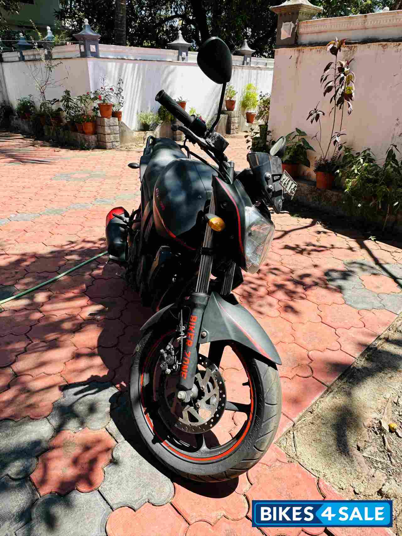 Matte Black Yamaha FZ-S