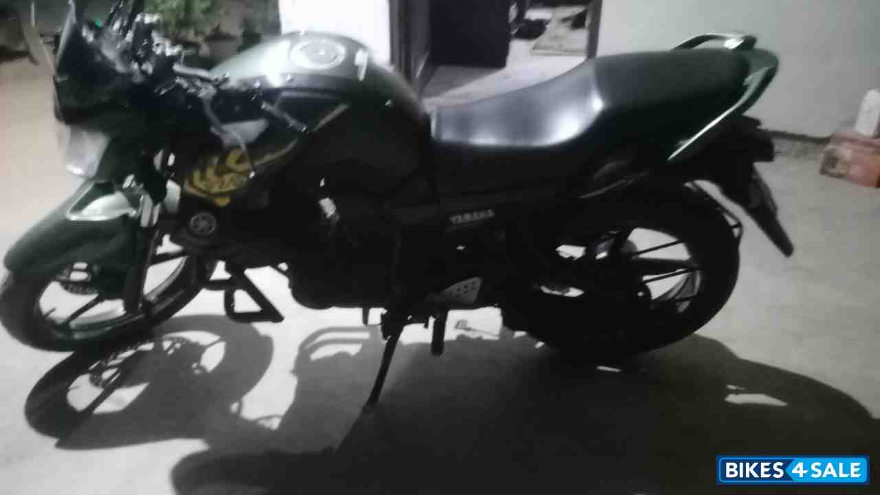 Yamaha FZ-S Yamaha FZ-S