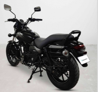 Bajaj Avenger Street 180