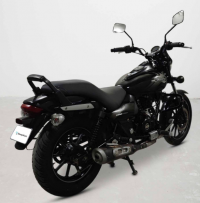 Bajaj Avenger Street 180