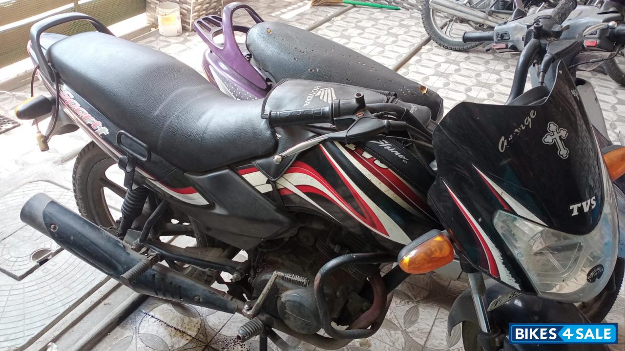 Blk Red TVS Sport BS6