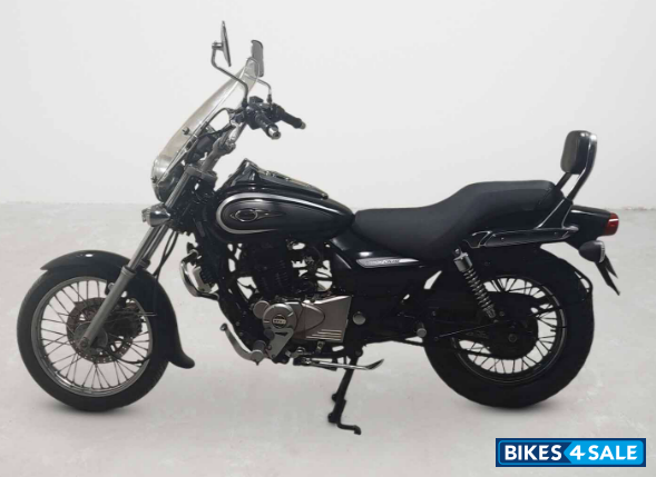 Bajaj Avenger Cruise 220