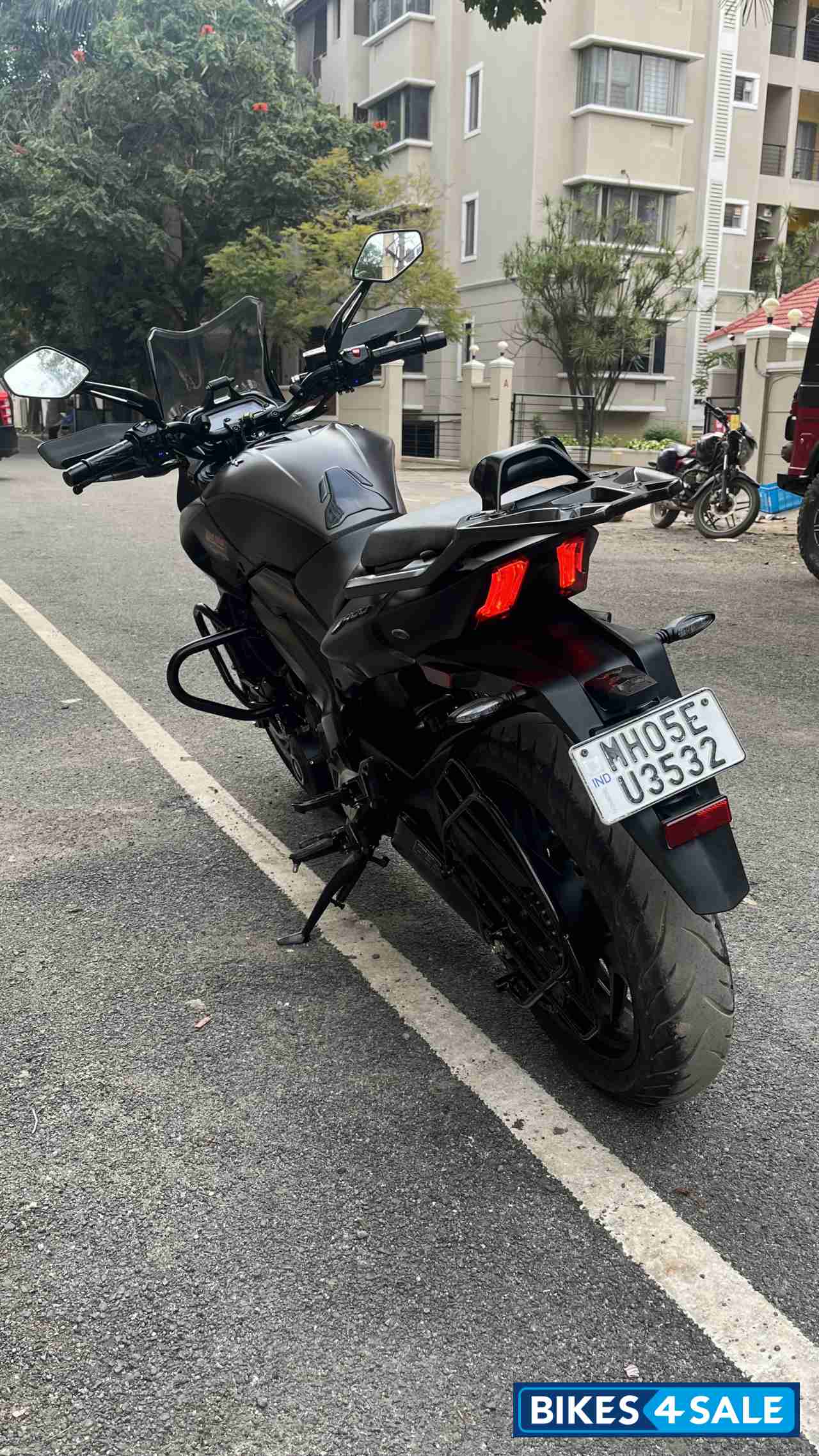 Bajaj Dominar 400 ABS BS6