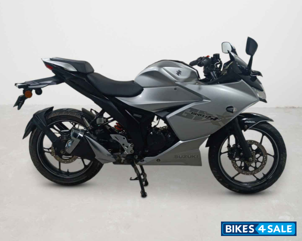Suzuki Gixxer SF