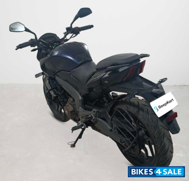 Bajaj Dominar 400