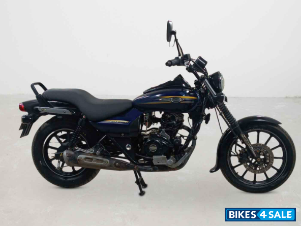 Bajaj Avenger Street 150