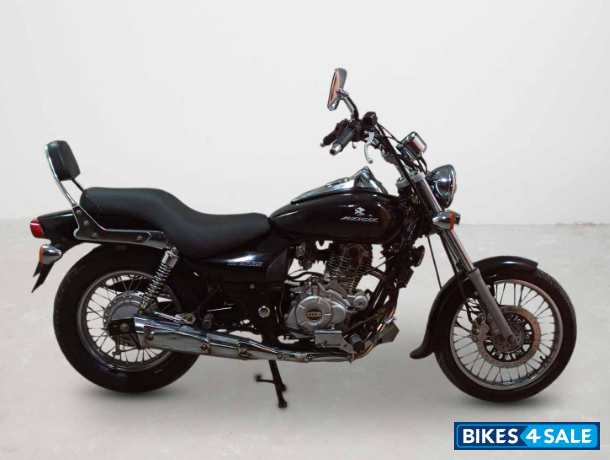Bajaj Avenger Street 220 BS6