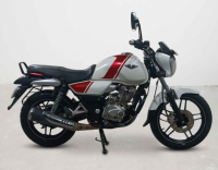 Bajaj V15