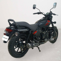 Bajaj Avenger Street 220