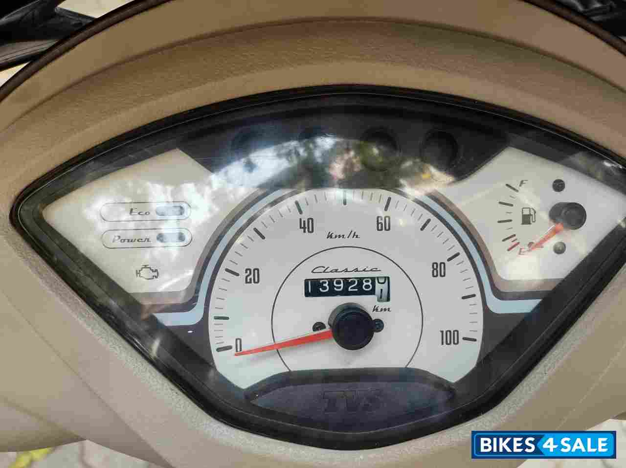 Brown TVS Jupiter Classic BS6 Brown TVS Jupiter Classic BS6
