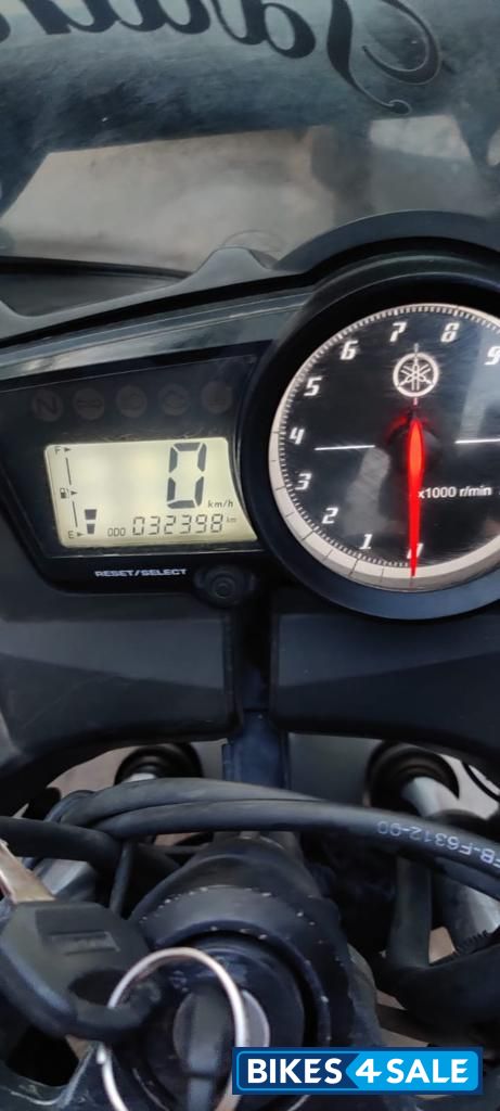 Green And Gray Special Edition Yamaha YZF R15 V2