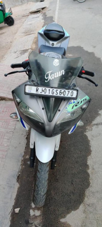 Green And Gray Special Edition Yamaha YZF R15 V2