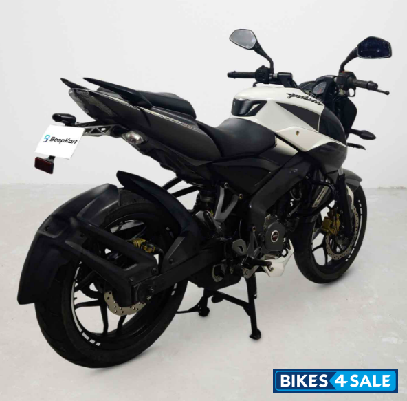Bajaj Pulsar NS200