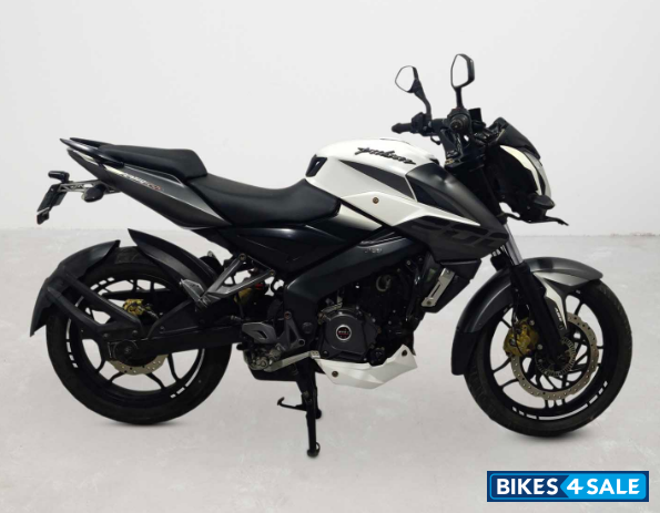 Bajaj Pulsar NS200