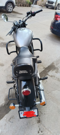 Custom Silver Royal Enfield Meteor 350 Supernova