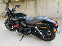 Black Harley Davidson Street 750