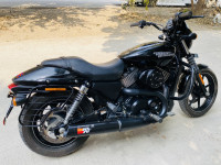 Black Harley Davidson Street 750