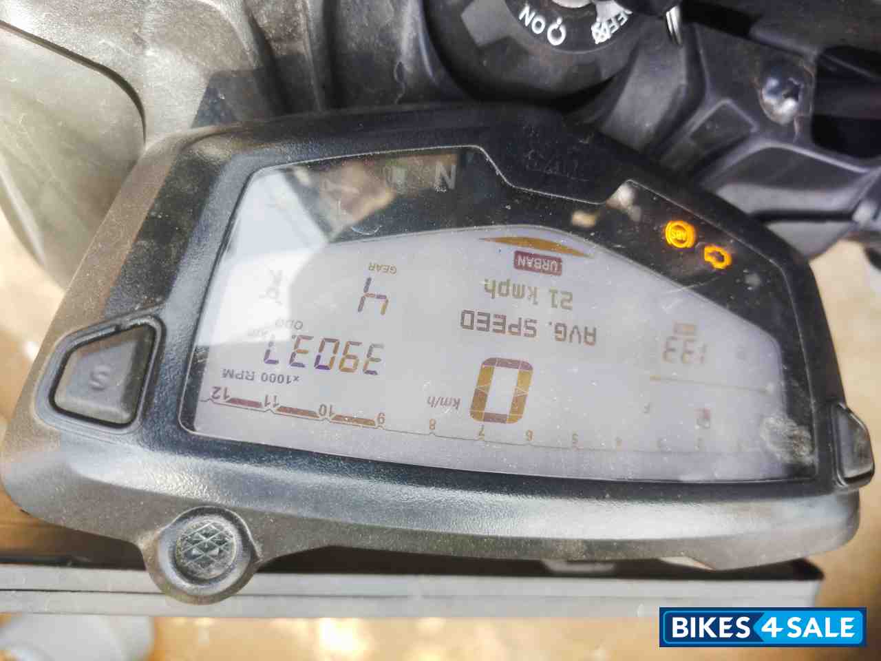 Black And Red TVS Apache RTR 160 4V Special Edition