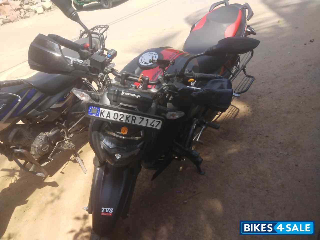 Black And Red TVS Apache RTR 160 4V Special Edition