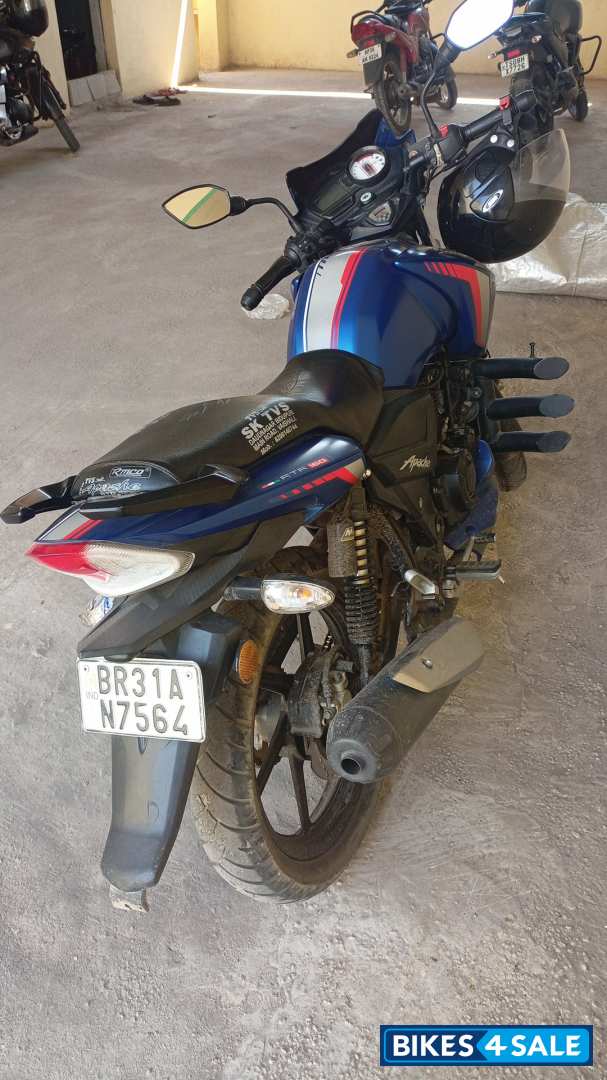 TVS Apache RTR 160 4V BS6
