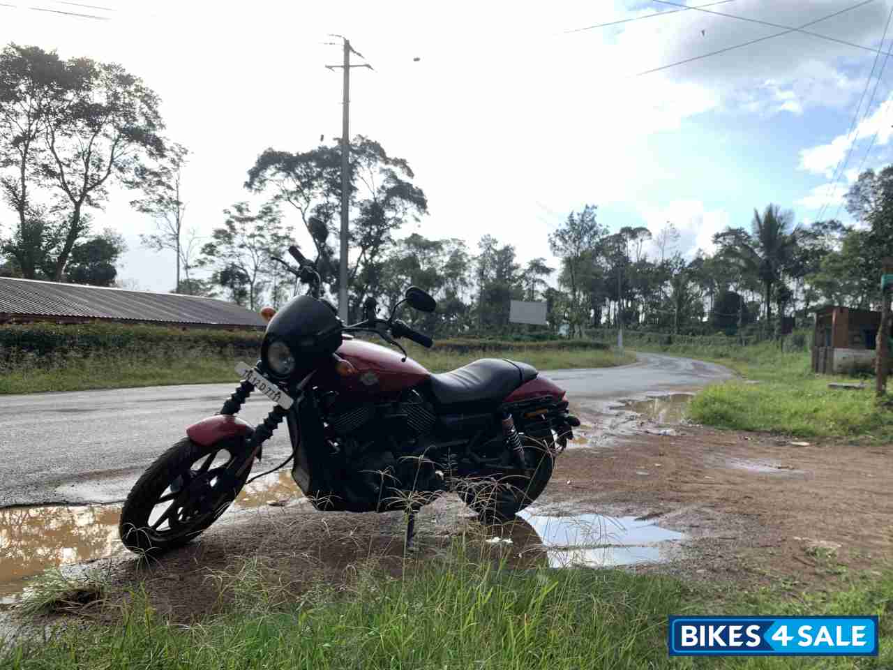 Fire Red Harley Davidson Street 750