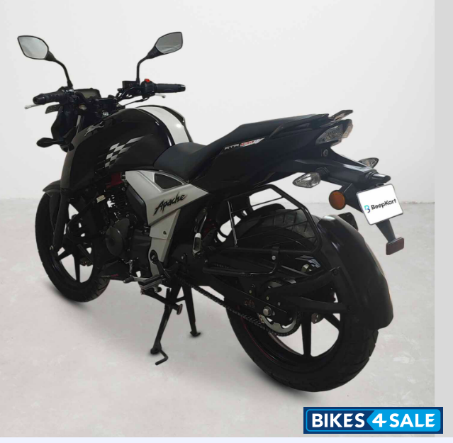 TVS Apache RTR 160 4V