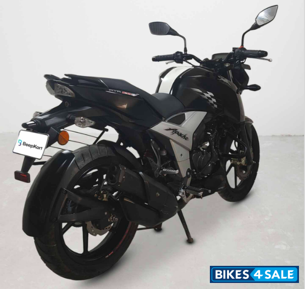 TVS Apache RTR 160 4V