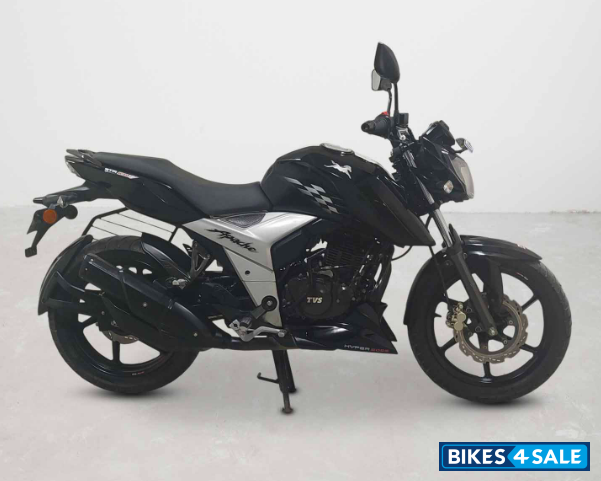 TVS Apache RTR 160 4V