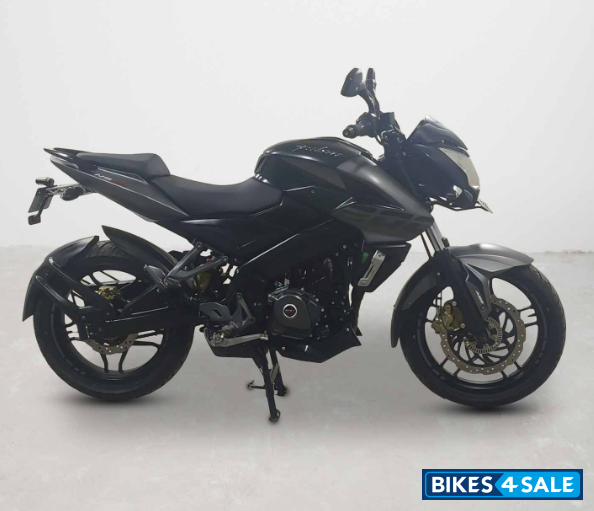 Bajaj Pulsar NS200