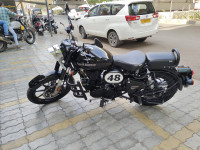 Black Royal Enfield Classic 350 2021