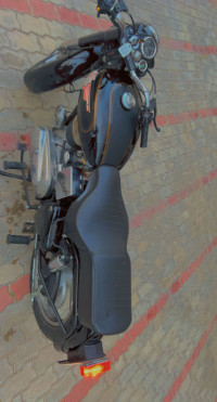 Royal Enfield Bullet 350