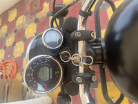 Royal Enfield Meteor 350 Stellar