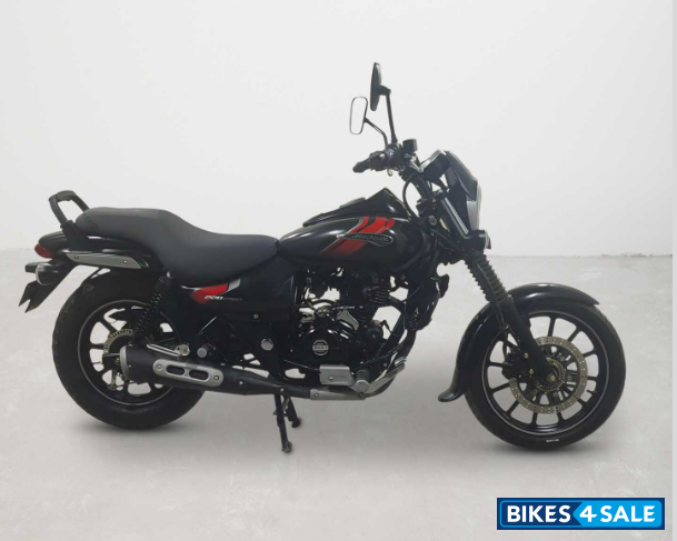 Bajaj Avenger Street 220