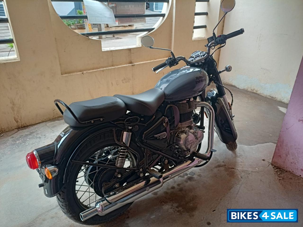 Redditch Grey Royal Enfield Classic 350 Single Channel BS6