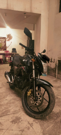 Black Suzuki Gixxer 150