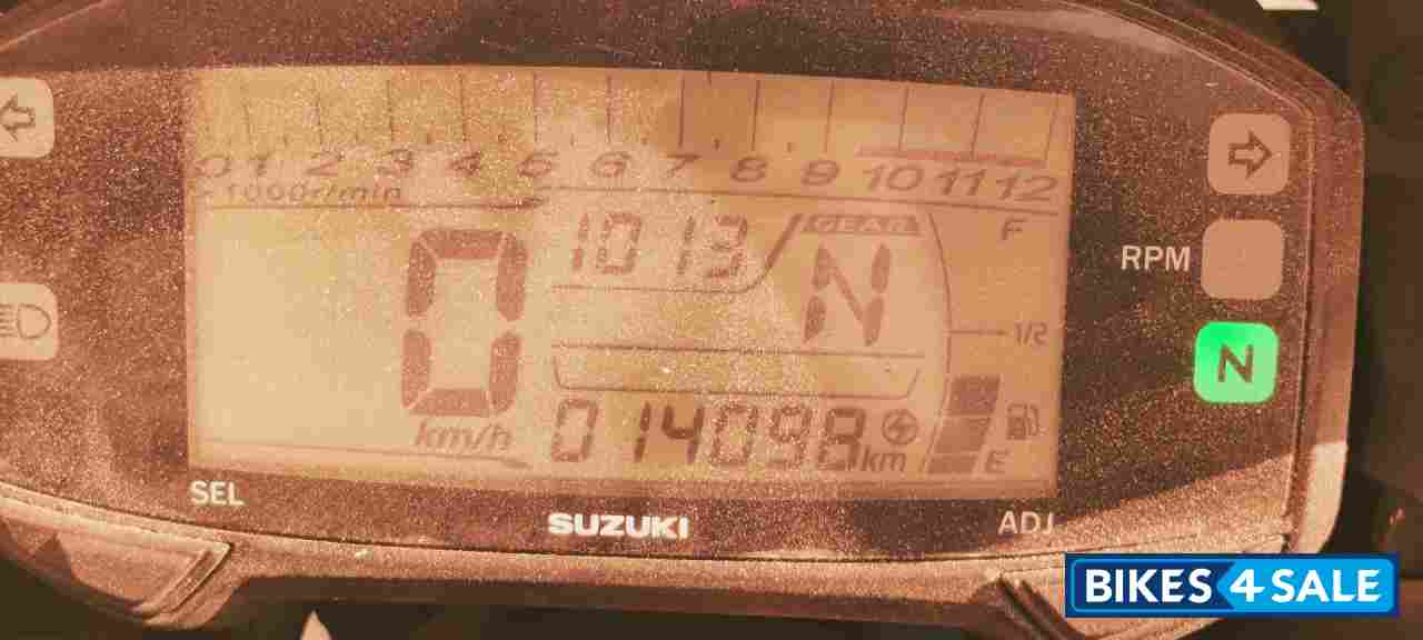 Black Suzuki Gixxer 150