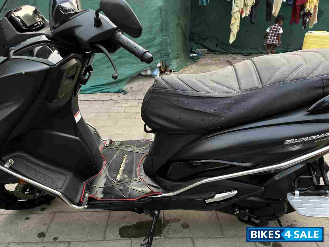 Matte Black Suzuki Burgman Street Bluetooth Enabled Matte Black Suzuki Burgman Street Bluetooth Enabled