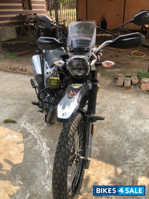 Black Hero XPulse 200