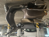 Vespa Elegante 2017 Model