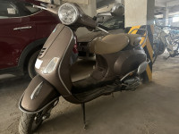 Vespa Elegante