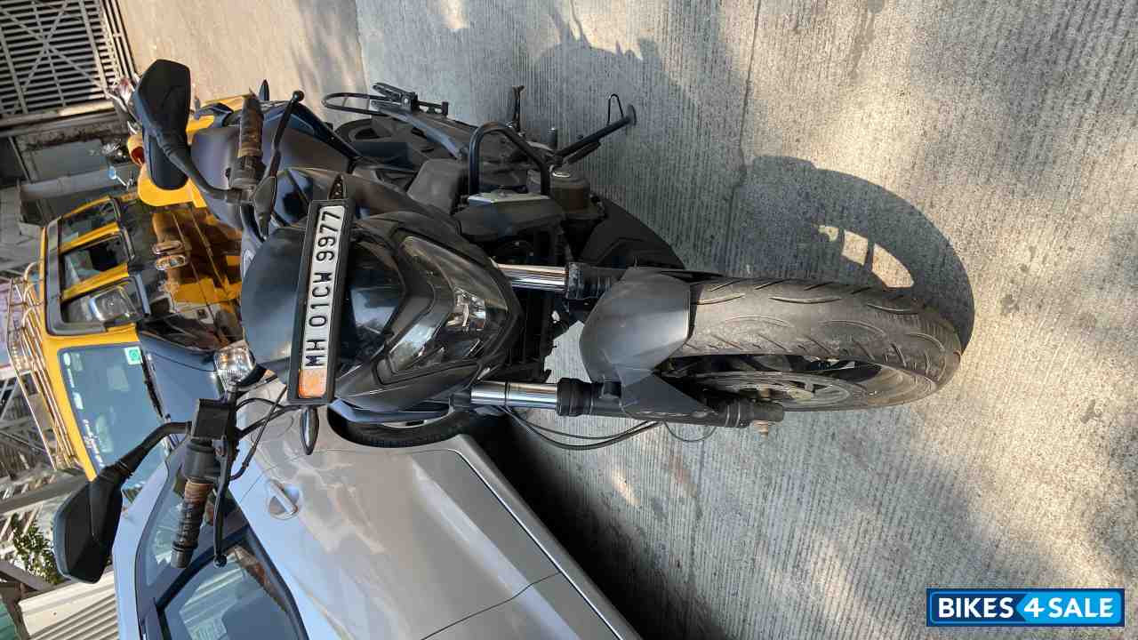 Bajaj Dominar 400 Disc