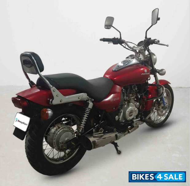 Bajaj Avenger 180 DTS-i
