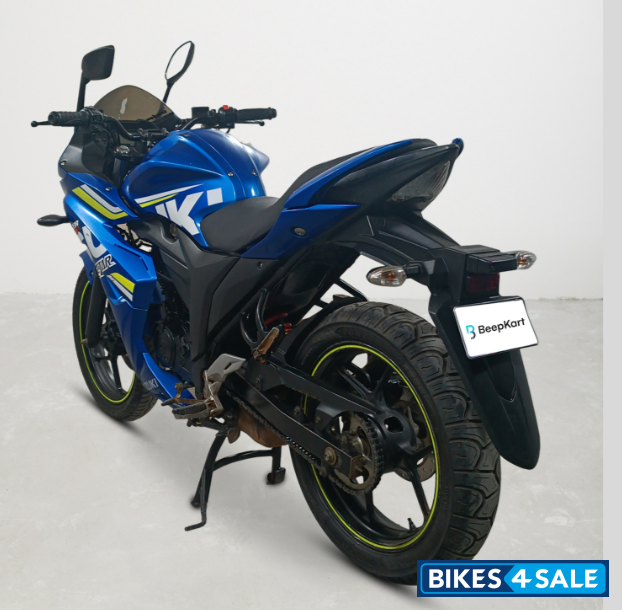 Suzuki Gixxer SF