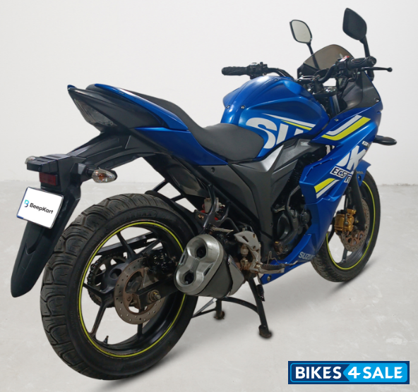 Suzuki Gixxer SF