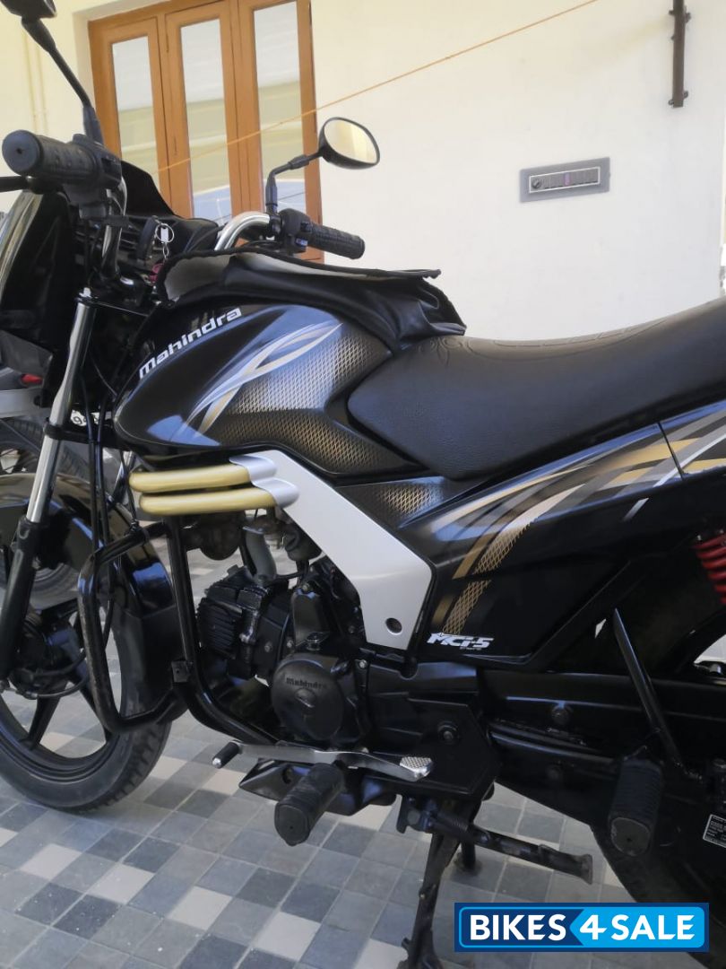 Mahindra Centuro PS3